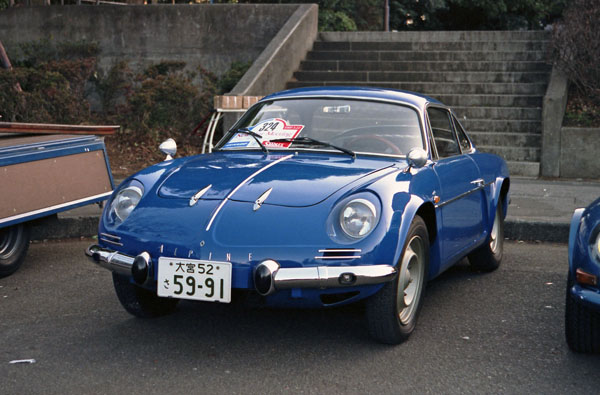 (31)89-02-11 1966 Alpine A110.jpg